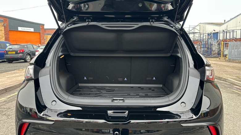 BYD Dolphin 150kW Design 60.4kWh 5dr Auto Electric Hatchback